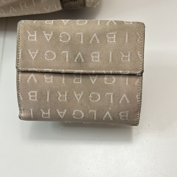 Bvlgari Tote & Matching Wallet - Picture 13 of 17